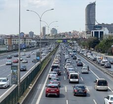 Bayramda dışarıya çıkan İstanbullular yoğunluk oluşturdu