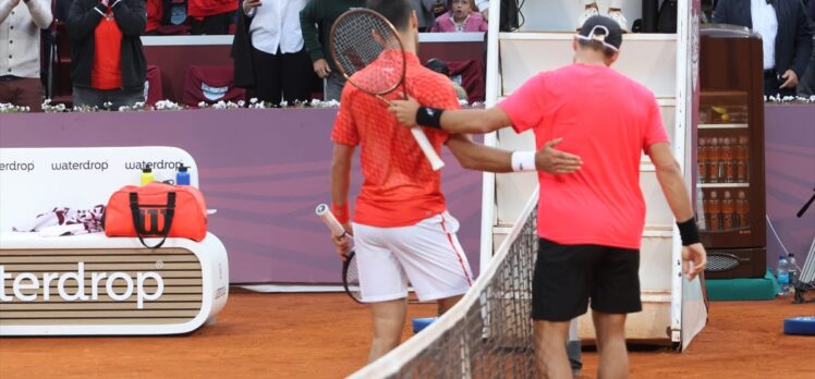 Djokovic, Sırbistan Açık Tenis Turnuvası'na çeyrek finalde veda etti