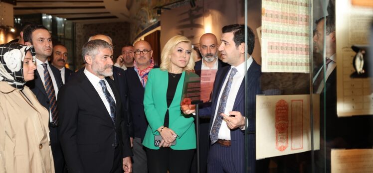 Bakan Nebati, İzmir İktisat Kongresi'nin yenilenen binasını ziyaret etti