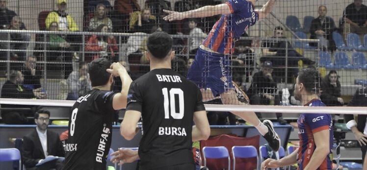 Voleybol: AXA Sigorta Efeler Ligi