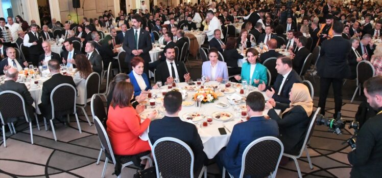 İYİ Parti Genel Başkanı Akşener, partisinin milletvekili adaylarıyla iftarda buluştu