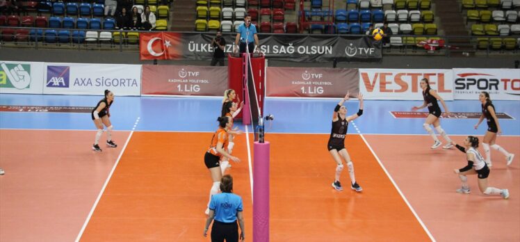 Voleybolda Kadınlar 1. Lig yarı final etabı, Bolu'da başladı