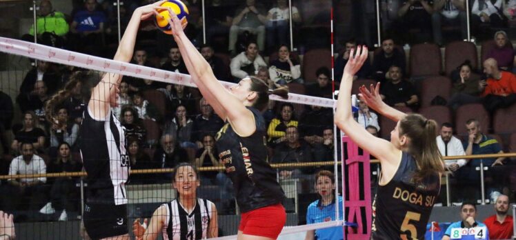 Voleybolda Kadınlar 1. Lig yarı final etabı, Bolu'da devam ediyor