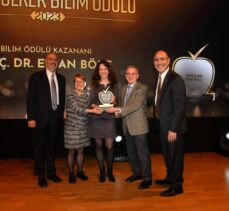 2023 Sabri Ülker Bilim Ödülü'nün sahibi Doç. Dr. Elvan Böke oldu