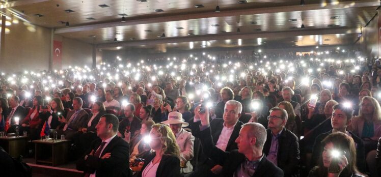 Antakya Medeniyetler Korosu “Dayanışma Konserleri”nin ilkini Edirne'de verdi