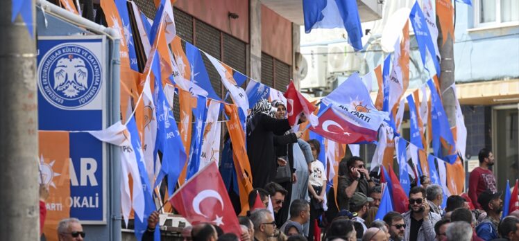 Bakan Kasapoğlu, İzmir'de vatandaşlara seslendi: