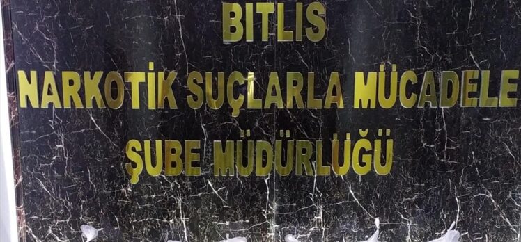 Bitlis'te 10 kilo 200 gram sentetik uyuşturucu ele geçirildi