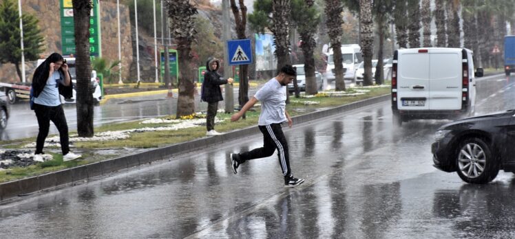 Bodrum'da sağanak etkili oldu