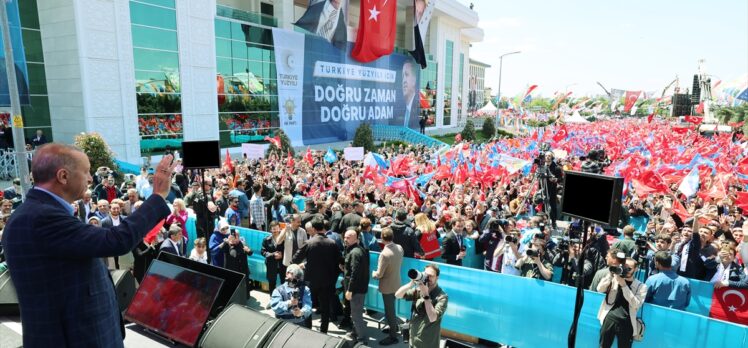 Cumhurbaşkanı ve AK Parti Genel Başkanı Erdoğan, partisinin Sancaktepe mitinginde konuştu: (3)