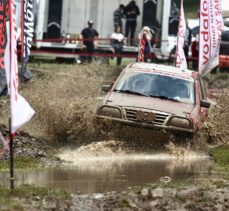 Düzce'de off-road sporcuları afet gönüllüleri için yarıştı