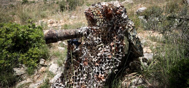 Filistinli fotoğrafçı, ülkesindeki doğal yaşamı tanıtmak için tüm zorluklara göğüs geriyor