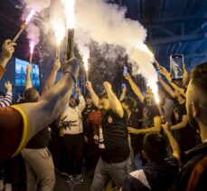 DÜZELTME – “Galatasaray kafilesi başkent Ankara'ya geldi” başlıklı haberimizde 1905 AGS Başkanı'nın ismi yanlış yazılmıştır. Haberimizi düzelterek yeniden yayımlıyoruz.