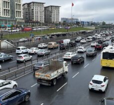 İstanbul'un bazı ilçelerinde yağış etkili oluyor