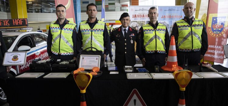 Jandarma Genel Komutanı Orgeneral Çetin, Karayolu Trafik Haftası etkinliğine katıldı