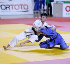 Judo Yıldızlar Türkiye Şampiyonası Sivas'ta başladı