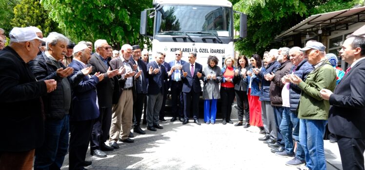 Kırklareli'nden deprem bölgesine yardımlar sürüyor