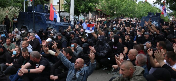 Kosova'nın kuzeyinde gerginlik sürüyor