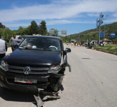 Tokat'ta kamyonet ile otomobilin çarpıştığı kazada 7 kişi yaralandı