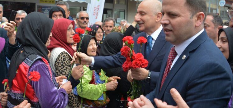 Ulaştırma ve Altyapı Bakanı Karaismailoğlu, Trabzon'da konuştu: