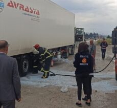 Amasya'da seyir halindeki tırın dorsesinde yangın sonucu hasar oluştu