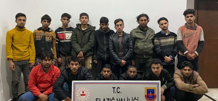 Elazığ'da 15 düzensiz göçmen yakalandı