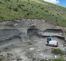 Erzurum'da kum almak için gittiği ocakta üzerine taş düşen kişi öldü