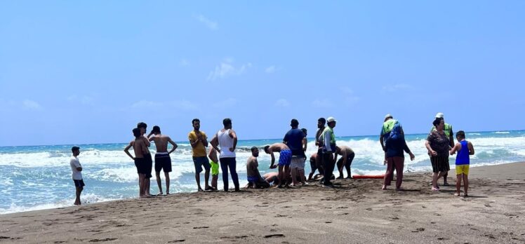 Hatay'da akıntıya kapılan 2 oğlunu kurtarmak isteyen baba boğuldu