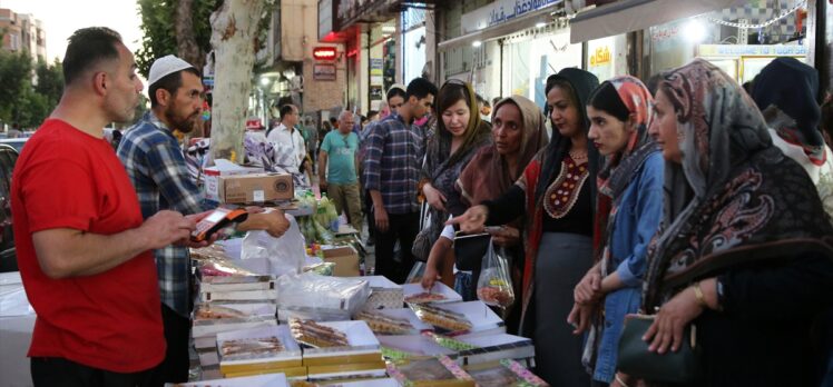 İran’ın Gülistan eyaletinde bayram alışverişi hareketli geçiyor