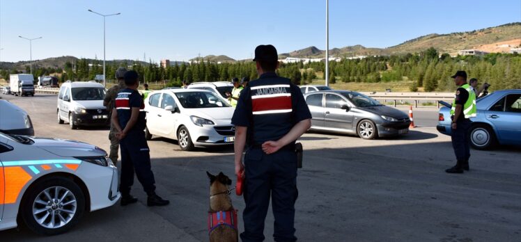 Kırıkkale'de trafikte Kurban Bayramı yoğunluğu başladı