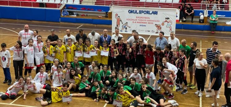 Okullar Arası Basketbol Küçükler Türkiye Birinciliği'nde kupalar sahiplerini buldu