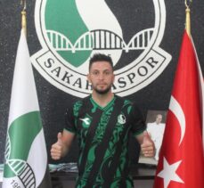 Sakaryaspor, Bülent Cevahir'i renklerine bağladı