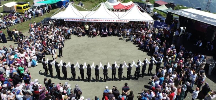 31. Uluslararası Akçaabat Müzik ve Halk Oyunları Festivali başladı