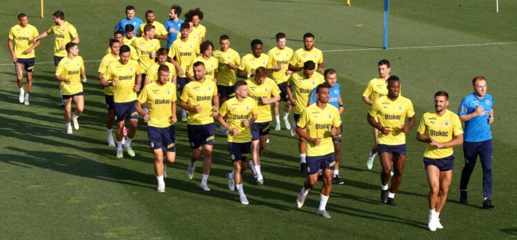 Fenerbahçe yeni sezon hazırlıklarını sürdürdü