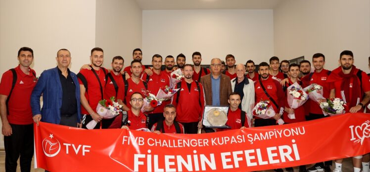 FIVB Challenger Kupası şampiyonu A Milli Erkek Voleybol Takımı, yurda döndü