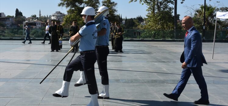 KKTC'nin Barış ve Özgürlük Bayramı Antalya'da törenle kutlandı