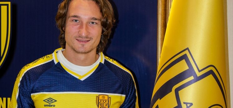 MKE Ankaragücü, Çek futbolcu Matej Hanousek ile sözleşme imzaladı