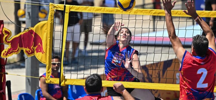 Red Bull Back Line Voleybol Turnuvası'nda İzmir elemeleri yapıldı