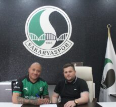 Sakaryaspor, forvet oyuncusu Dino Ndlovu'yu transfer etti