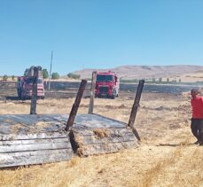 Sivas'ta tarla yangınında 25 dönüm ekili alan zarar gördü