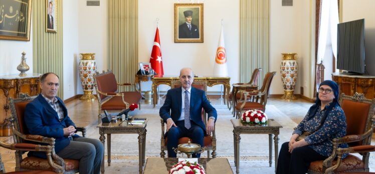 TBMM Başkanı Kurtulmuş, şehit öğretmen Şenay Aybüke Yalçın'ın ailesiyle bir araya geldi