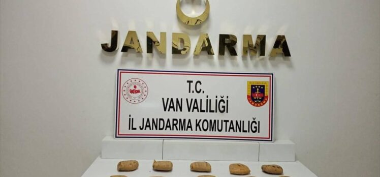 Van'da 6 kilogram esrar ele geçirildi