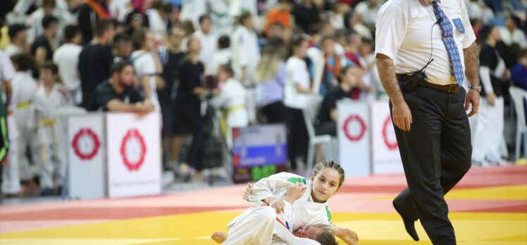 11. Uluslararası Valilik Kupası Judo Turnuvası, Sakarya'da başladı