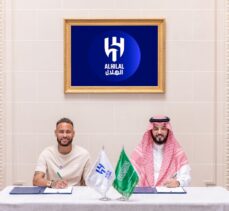 Al Hilal, Neymar ile iki yıllık sözleşme imzaladı