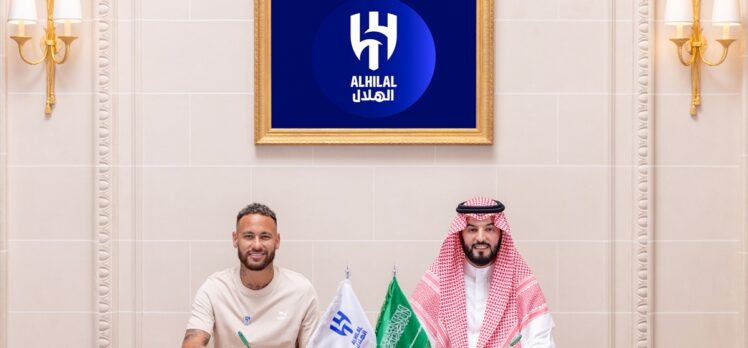 Al Hilal, Neymar ile iki yıllık sözleşme imzaladı