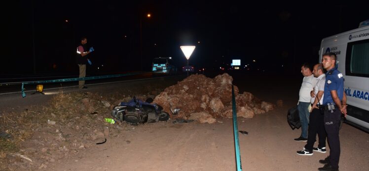 Antalya'da şarampole devrilen motosikletin sürücüsü öldü