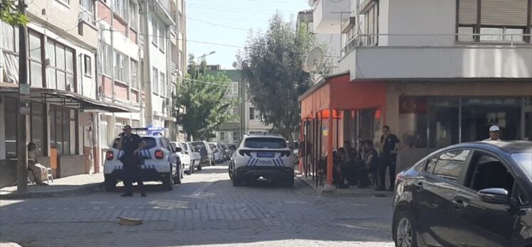 Balıkesir'de bir kişi silahla öldürüldü