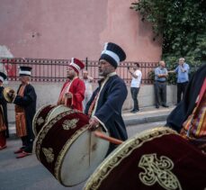 Bursalı gönüllüler mehter kültürünü yaşatmak için programdan programa koşuyor