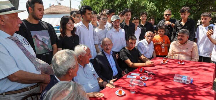 CHP Genel Başkanı Kılıçdaroğlu, mevsimlik tarım işçileriyle görüştü