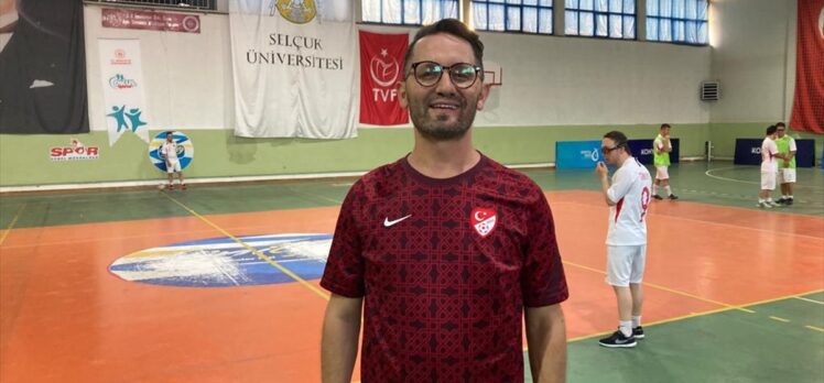 Down Sendromlu Futsal Milli Takımı'nın Konya kampı sürüyor