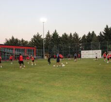 Gaziantep FK'nin teknik direktörü Güneş, Fenerbahçe maçını fırsat olarak görüyor: